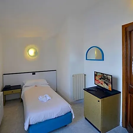 Hotell Garden Bocca Di Magra