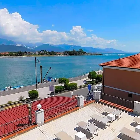 Garden Bocca Di Magra Hotell Ameglia