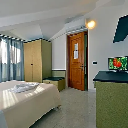 Hotell Garden Bocca Di Magra Ameglia